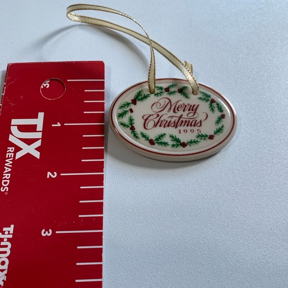 Longaberger Merry Christmas Ornament with Holly Design